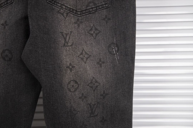 LV Jeans